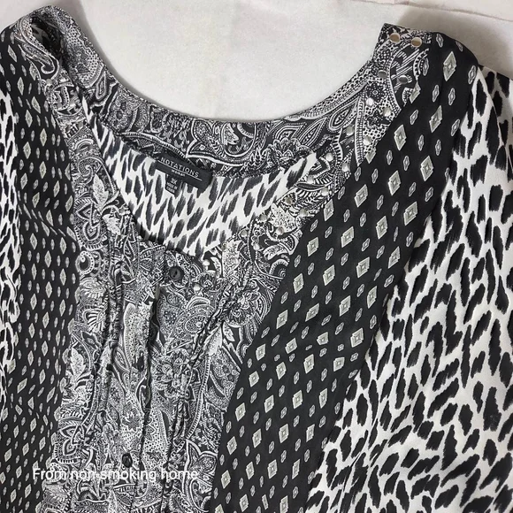 Women's NOTATIONS Plus 3X Black & White Patterned Blouse - Picture 3 of 8